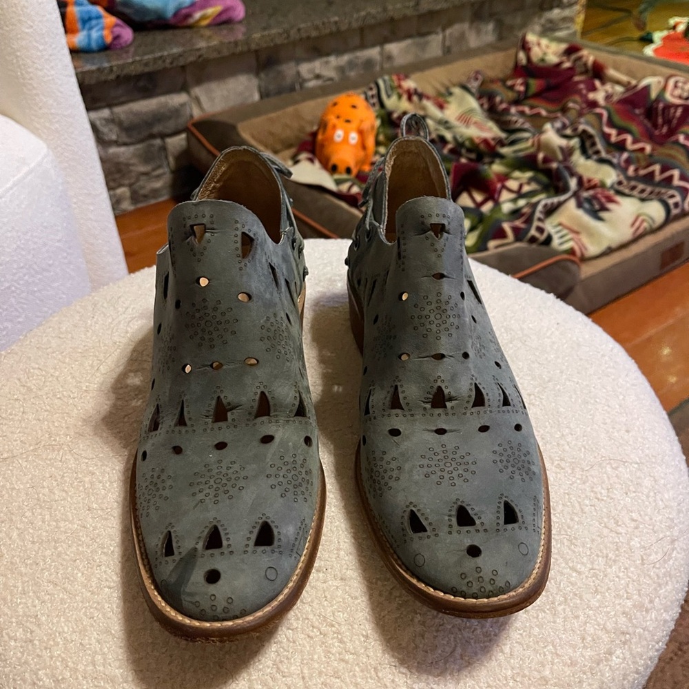 Musse & Cloud Blue Ankle Boots with Cutout Design